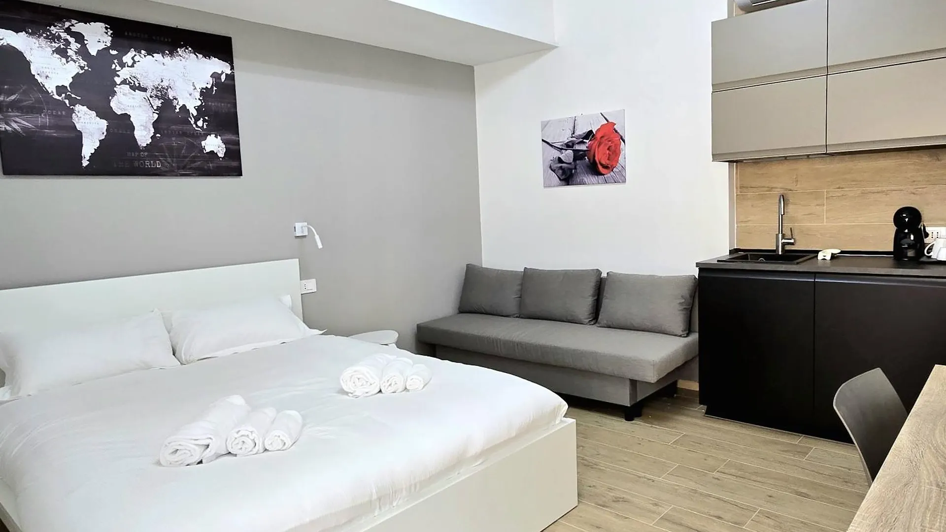 Rose Suites - Bari Stazione